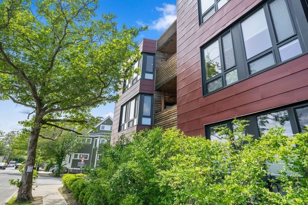 Exterior, Facade, None