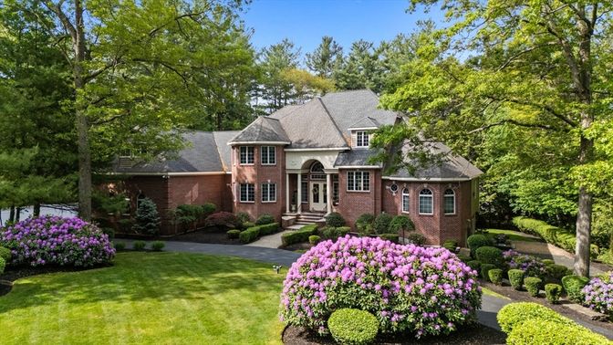 Exterior, Facade, Brick Facade, French Provincial