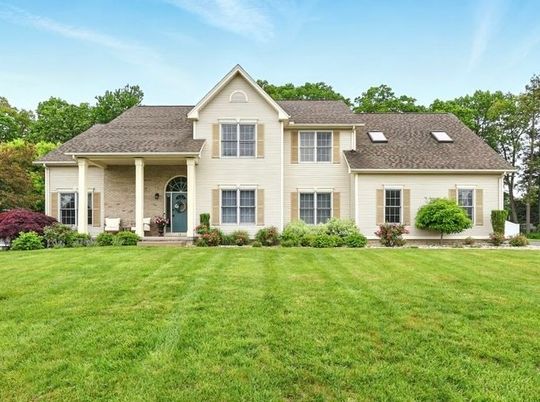 Backyard, Exterior, Facade, Farmhouse
