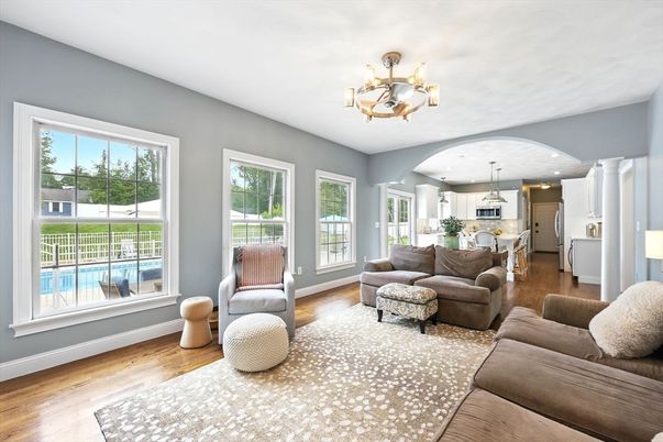Chandelier, Interior, Kitchen, Living room, Stainless Steel Appliances, Wood Texture Flooring