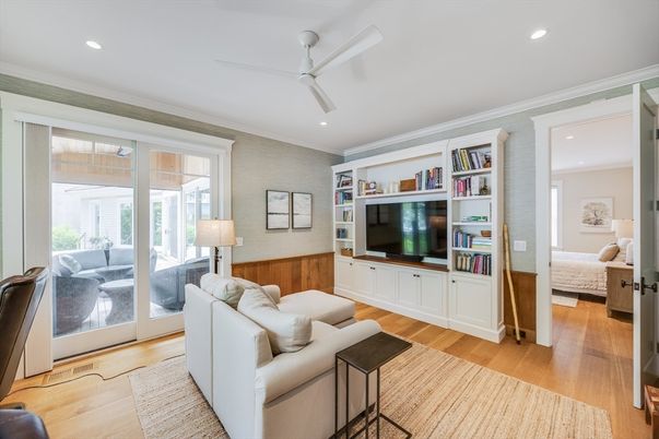 Bedroom, Interior, Living room, Recessed Lighting, Wood Texture Flooring