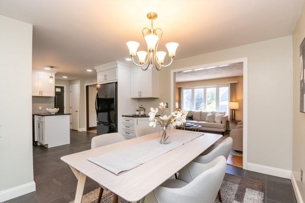 Chandelier, Dining room, Interior, Kitchen, Living room, Recessed Lighting