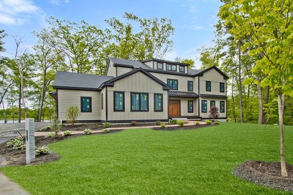 Backyard, Exterior, Facade, Farmhouse