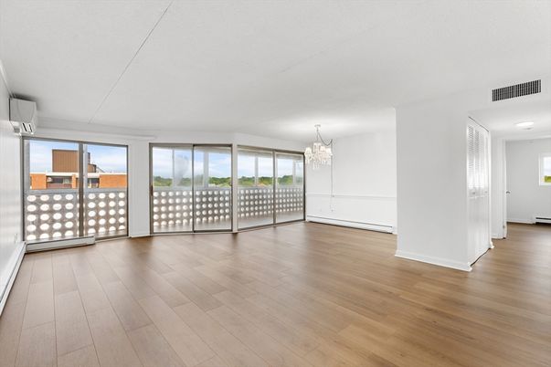 Chandelier, Empty room, Interior, Wood Texture Flooring