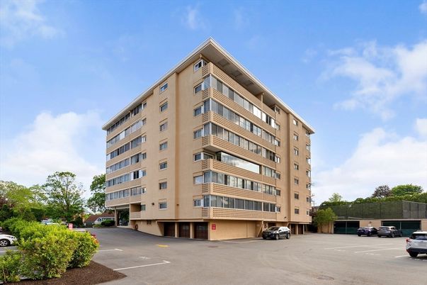 Exterior, Facade, Condo Building