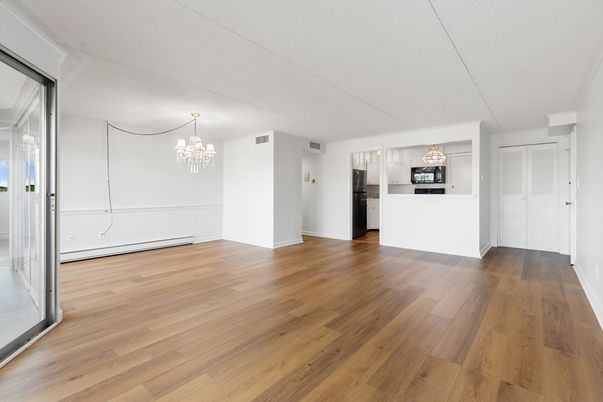 Chandelier, Empty room, Interior, Wood Texture Flooring