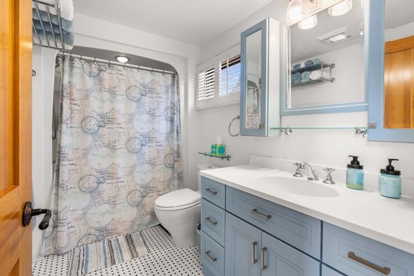 Bathroom, Interior