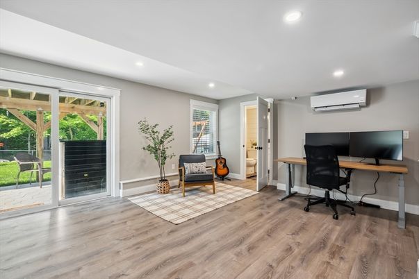 Home Office, Interior, Recessed Lighting, Wood Texture Flooring