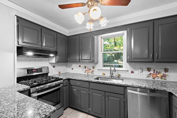 Interior, Kitchen, Stainless Steel Appliances