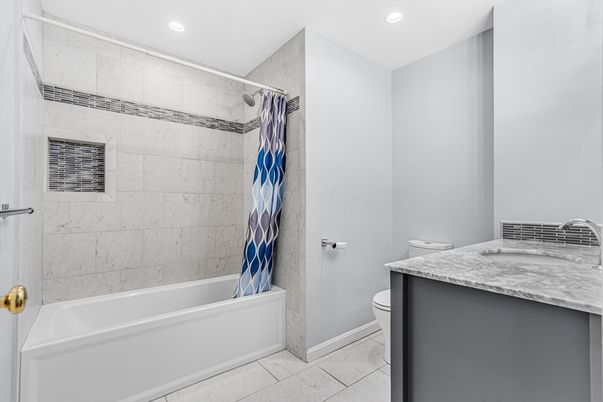 Bathroom, Interior, Marble, Marble Walls, Recessed Lighting