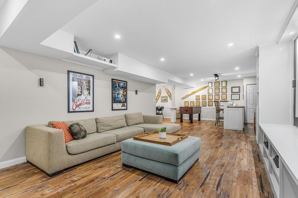 Interior, Kitchen, Living room, Pendant Lights, Recessed Lighting, Wood Texture Flooring