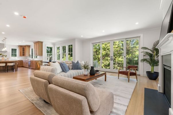 Dining room, Interior, Kitchen, Living room, Pendant Lights, Recessed Lighting, Wood Texture Flooring