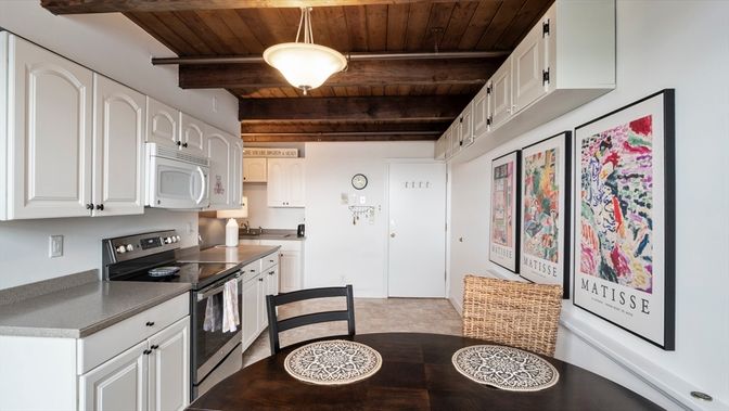 Interior, Kitchen, Pendant Lights, Wooden Beams, Wooden Ceilings