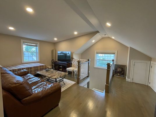 Interior, Living room, Piano, Recessed Lighting, Wood Texture Flooring