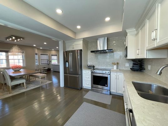 Dining room, Interior, Kitchen, Recessed Lighting, Stainless Steel Appliances, Wood Texture Flooring