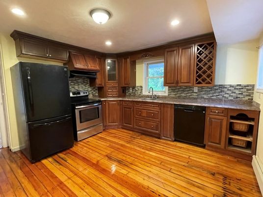 Interior, Kitchen, Recessed Lighting, Wood Texture Flooring