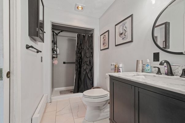 Bathroom, Interior, Marble, Recessed Lighting