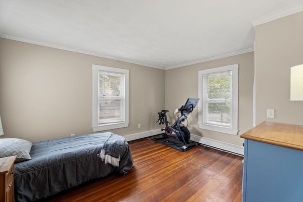 Bedroom, Fitness Equipment, Interior, Wood Texture Flooring