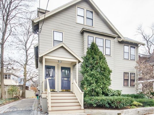 Exterior, Facade, Queen Anne Victorian
