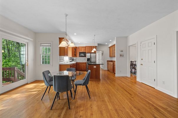 Dining room, Interior, Kitchen, Pendant Lights, Recessed Lighting, Wood Texture Flooring