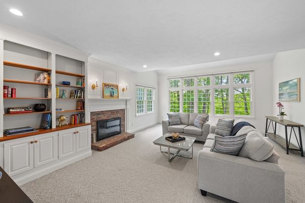 Fireplace, Interior, Living room, Recessed Lighting