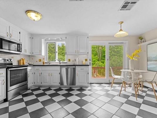 Dining room, Interior, Kitchen, Stainless Steel Appliances