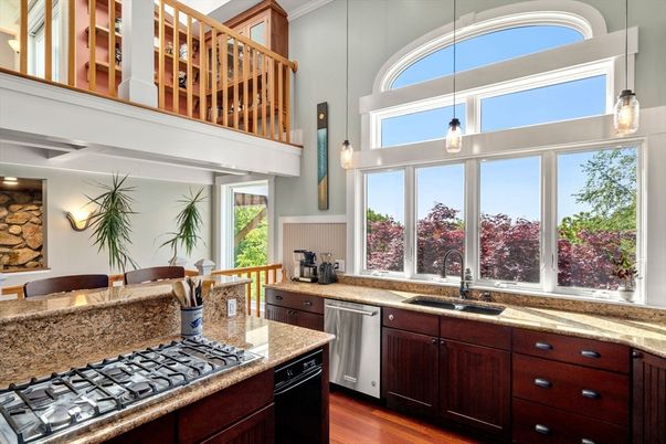 Interior, Kitchen, Pendant Lights, Wood Texture Flooring