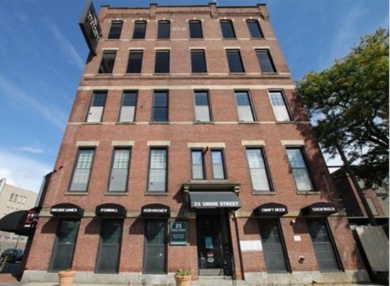 Exterior, Facade, Brick Facade, Rowhouse