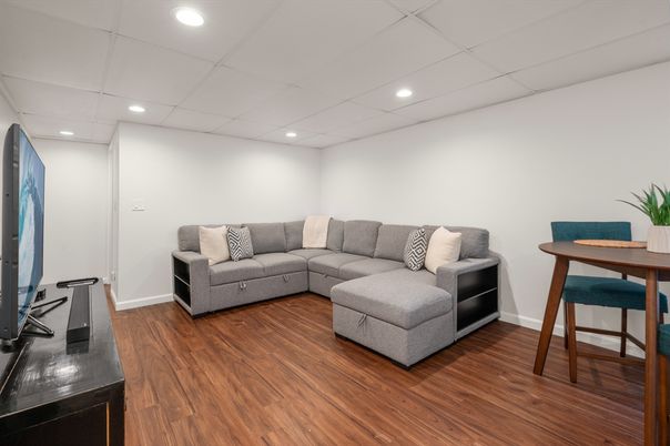 Interior, Recessed Lighting, Wood Texture Flooring