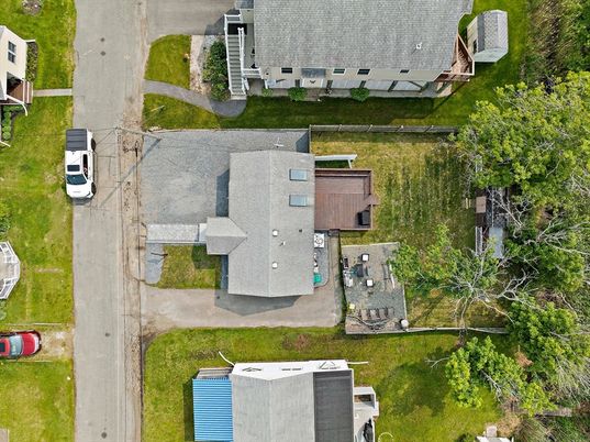 Exterior, Drone