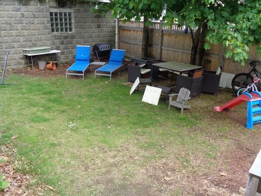 Backyard, Exterior