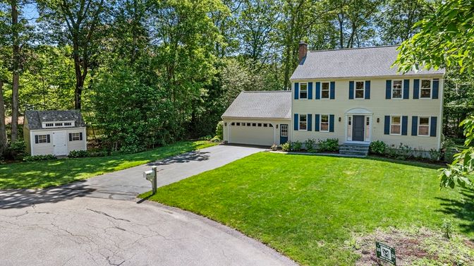 Attached, Backyard, Exterior, Facade, Georgian