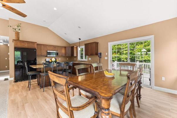 Dining room, Interior, Kitchen, Recessed Lighting, Wood Texture Flooring