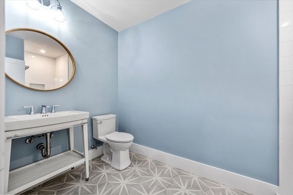 Bathroom, Interior, Recessed Lighting