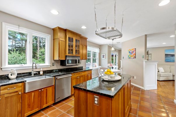 Interior, Kitchen, Pendant Lights, Recessed Lighting, Stainless Steel Appliances