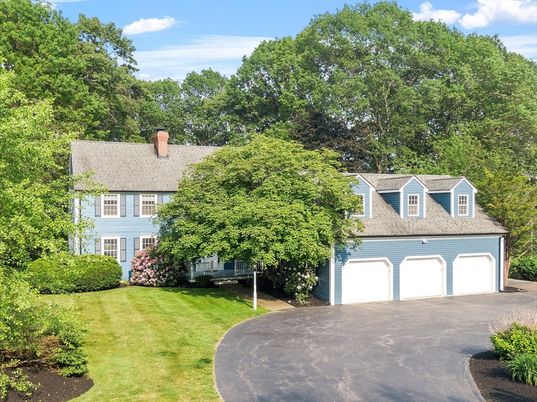 Attached, Detached Garage, Exterior, Facade, Georgian