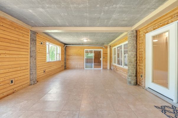 Empty room, Interior, Wooden Walls