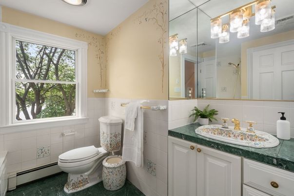 Bathroom, Interior, Tile Countertops