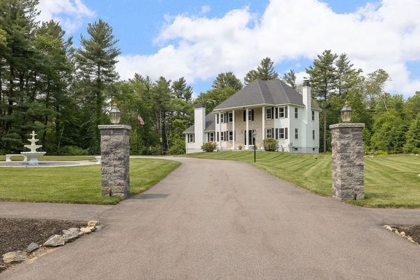 Backyard, Exterior, Facade, French Provincial