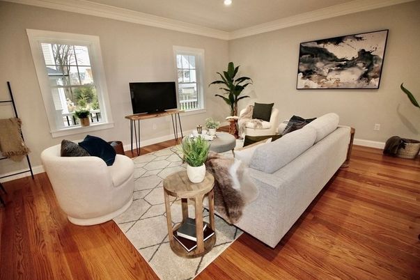 Interior, Living room, Recessed Lighting, Wood Texture Flooring