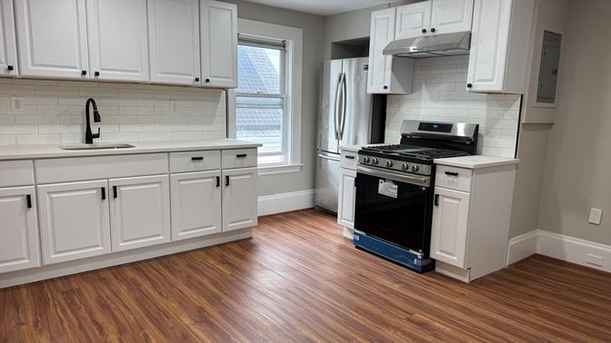 Interior, Kitchen, Stainless Steel Appliances, Wood Texture Flooring