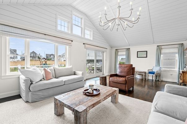 Chandelier, Interior, Living room, Wood Texture Flooring