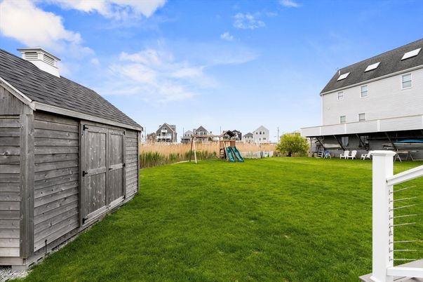 Backyard, Exterior, Playground