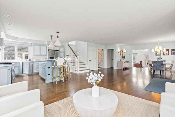 Chandelier, Dining room, Interior, Kitchen, Pendant Lights, Recessed Lighting, Stainless Steel Appliances, Wood Texture Flooring