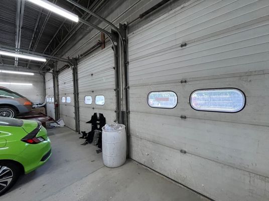 Garage, Interior