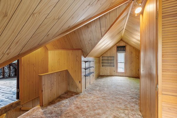 Empty room, Interior, Wooden Ceilings, Wooden Walls