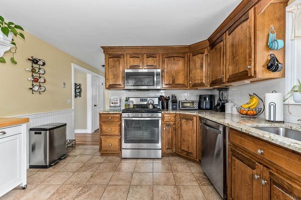 Interior, Kitchen, Stainless Steel Appliances