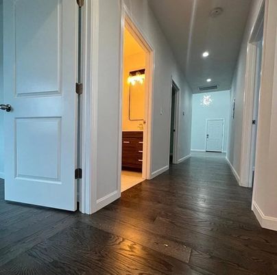 Bathroom, Interior, Recessed Lighting, Wood Texture Flooring