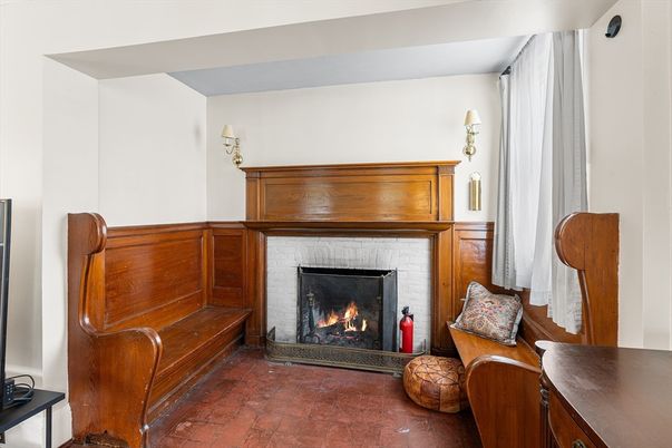 Fireplace, Interior