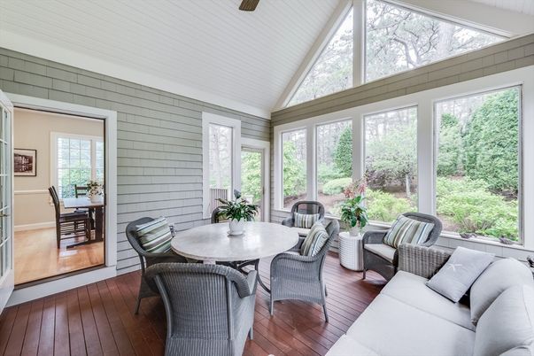 Dining room, Interior, Sun Room, Wood Texture Flooring